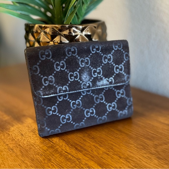 GUCCI Velvet GG Logo Rare Compact Leather Wallet 💯 AUTHENTIC ‼️